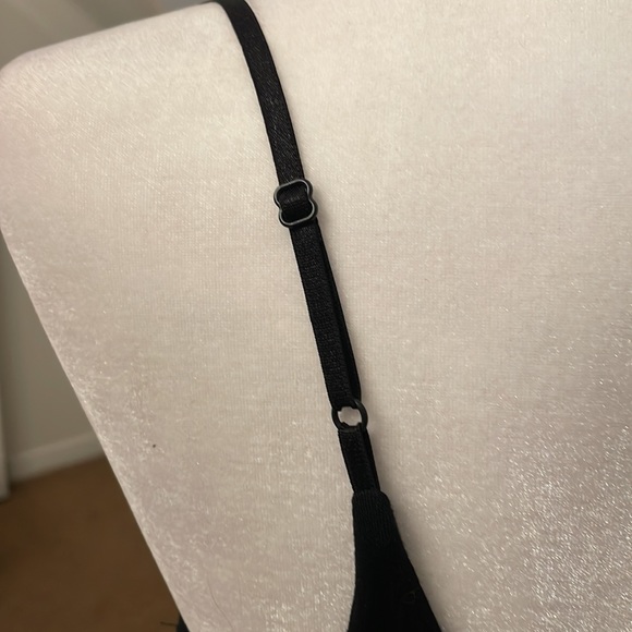 Asymmetrical black dress - Picture 3 of 5